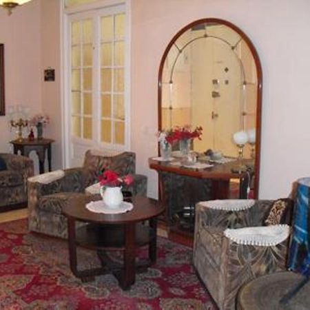 Hostal Del Mar Madrid Exterior photo